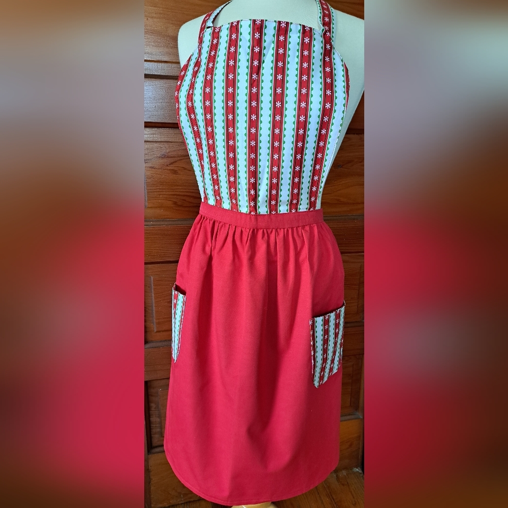 Handmade Apron Adult Red/Green/White Cute gift for your baking friends!!